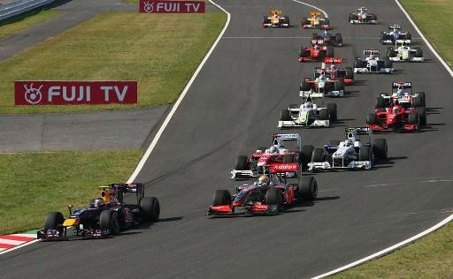 Видео. Гран При Японии: Инциденты на старте